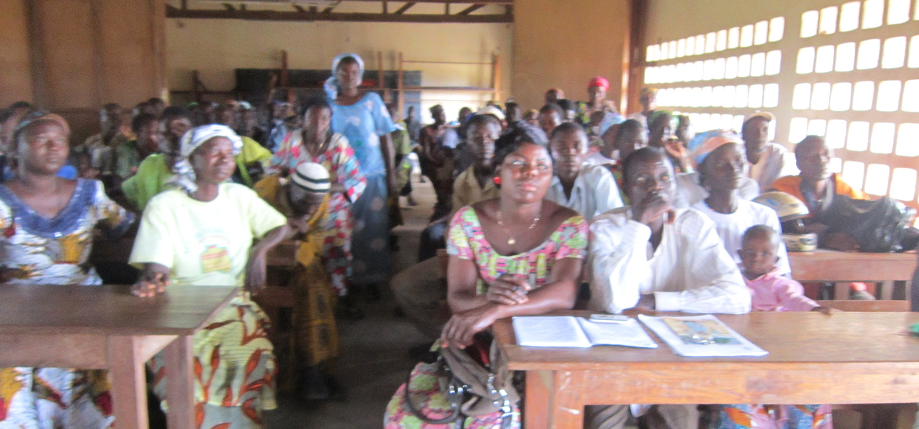3- Une Assemblée Villageoise de mise en place d'un comité eau 3- Une Assemblée Villageoise de mise en place d'un comité eau
